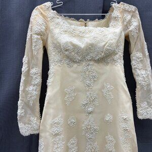 80s "Teeny" Vintage Wedding Gown